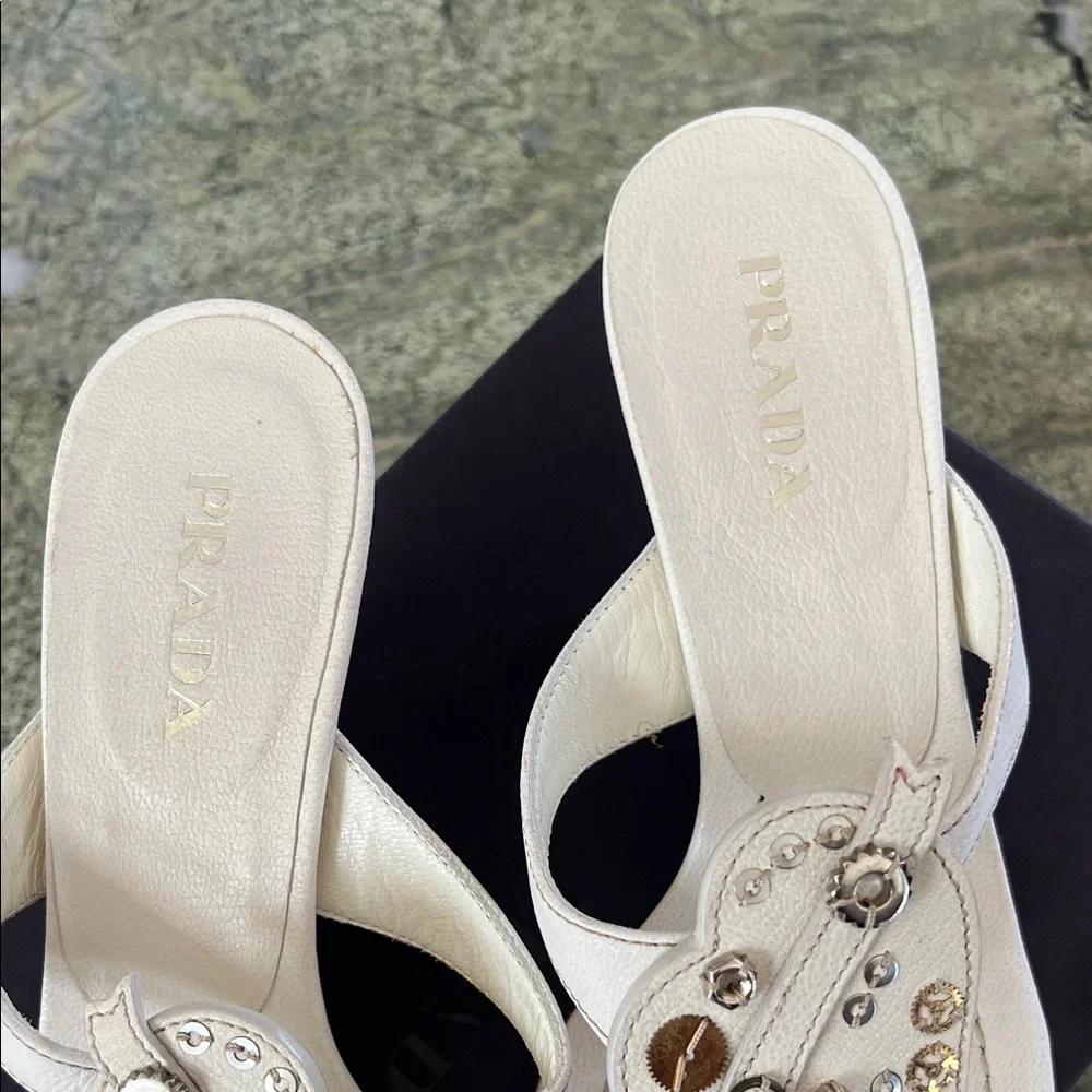 Prada Women's Elegant Cream Heels - Picture 4 of 5